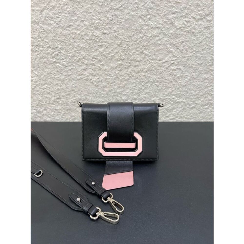 Prada Women Pre-Loved Bag Very Good Condition